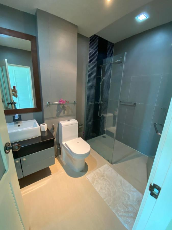 Phuket Condominium Karon Beach Kültér fotó