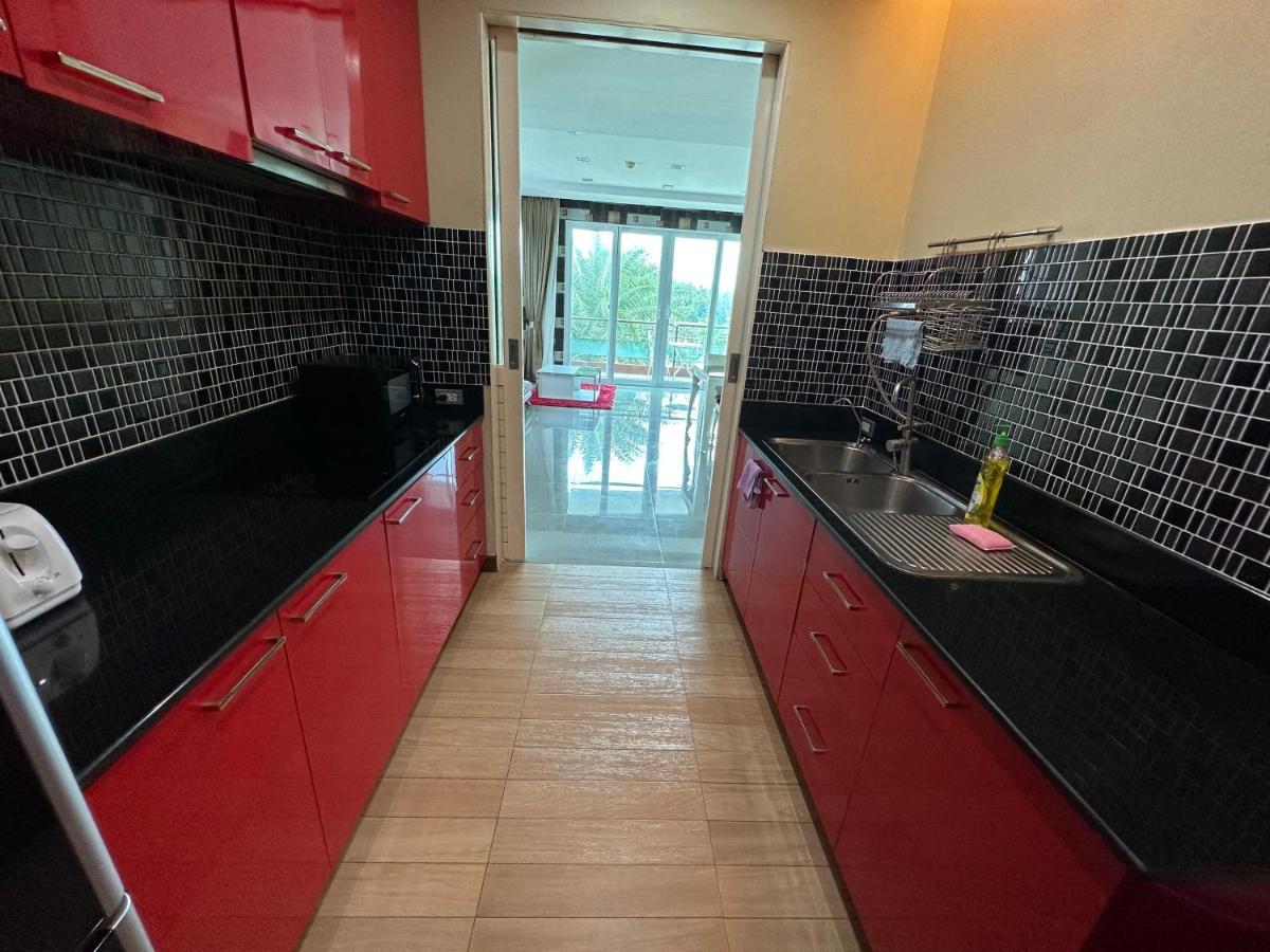 Phuket Condominium Karon Beach Kültér fotó