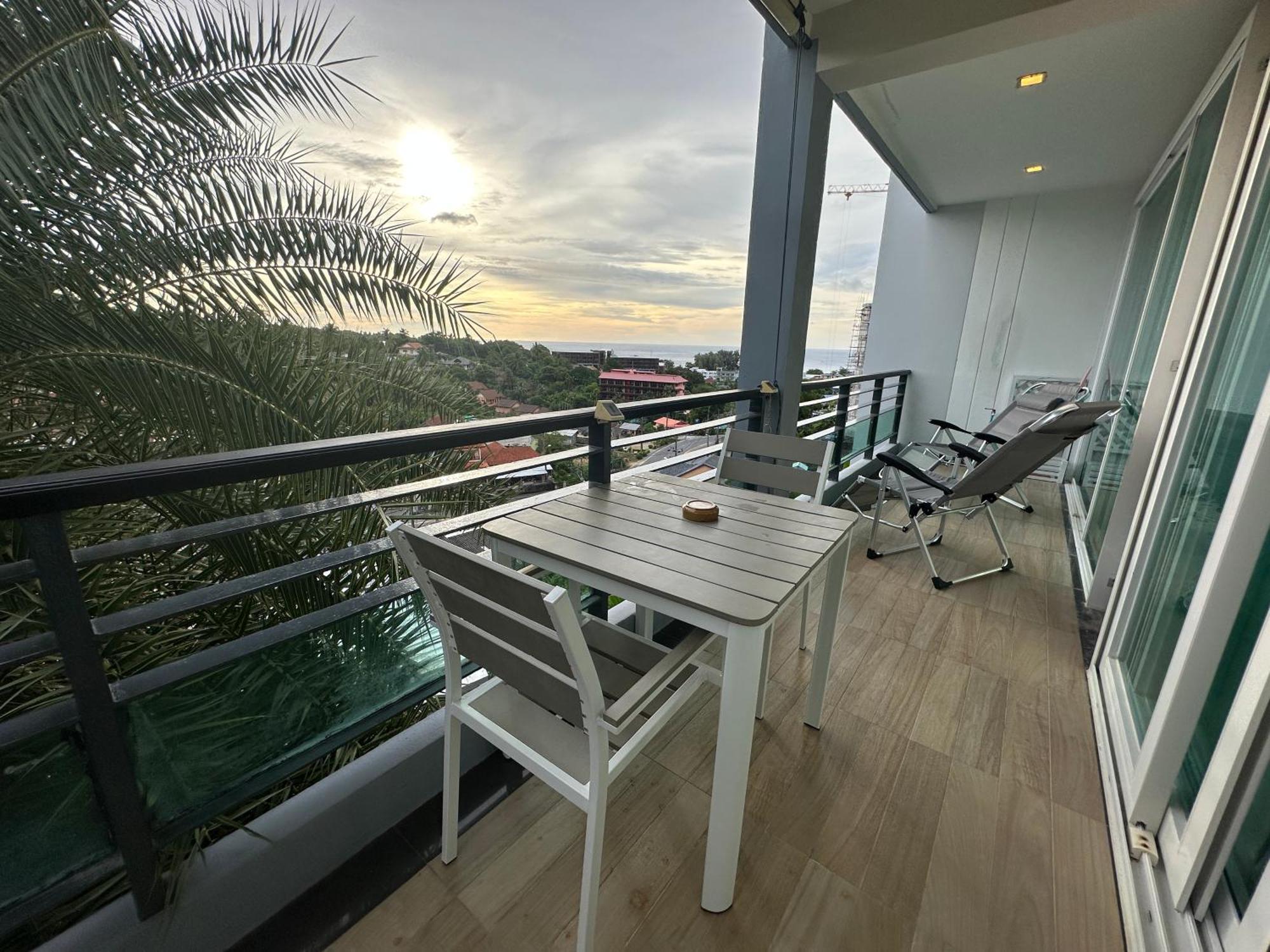 Phuket Condominium Karon Beach Kültér fotó